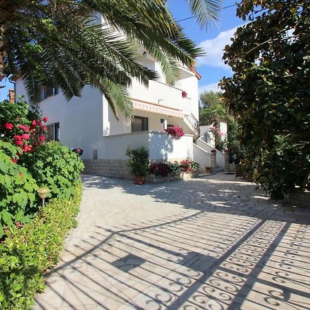 Apartments Sabina Πόρετς Εξωτερικό φωτογραφία