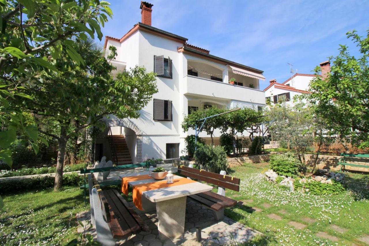 Apartments Sabina Πόρετς Εξωτερικό φωτογραφία