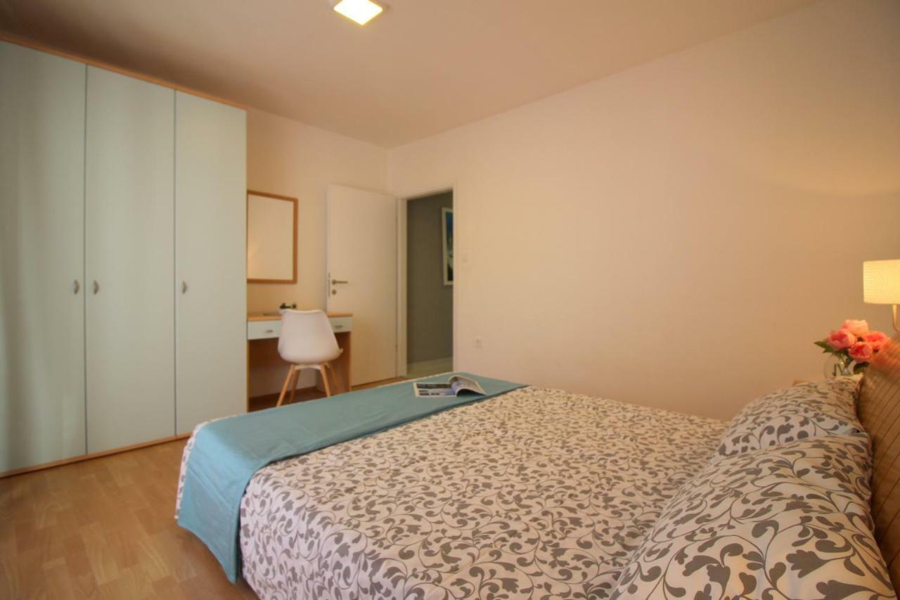 Apartments Sabina Πόρετς Εξωτερικό φωτογραφία