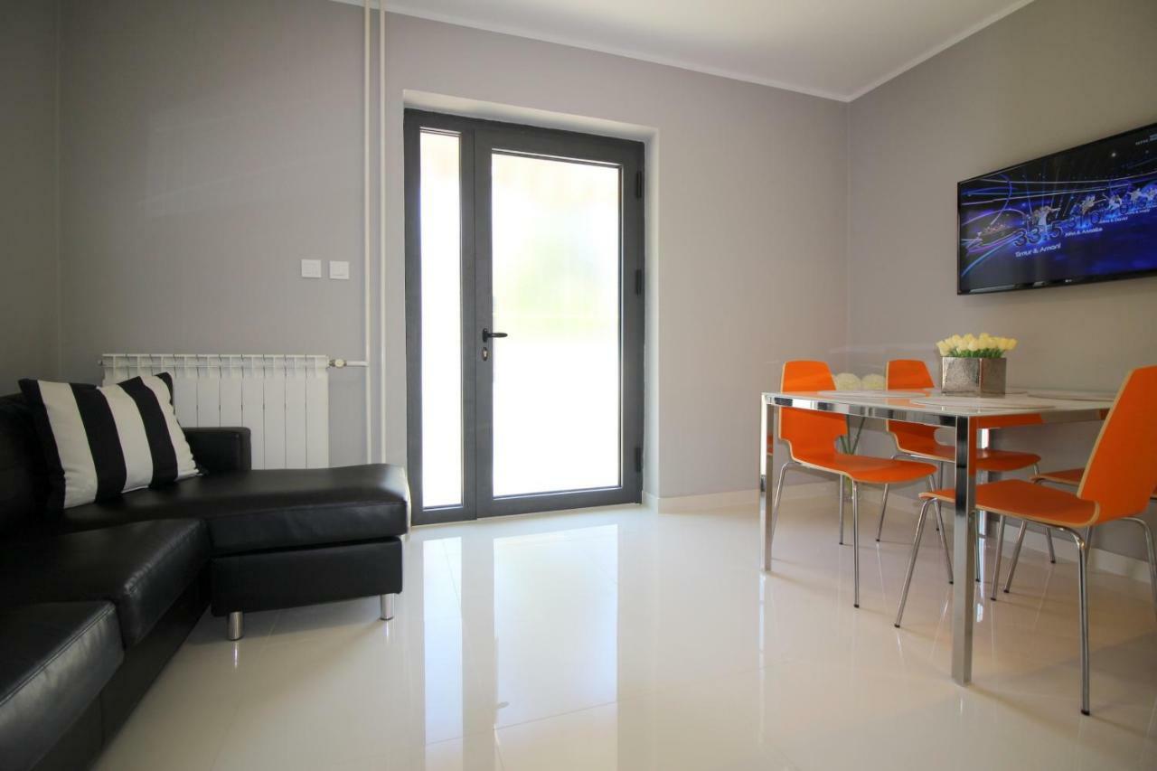 Apartments Sabina Πόρετς Εξωτερικό φωτογραφία
