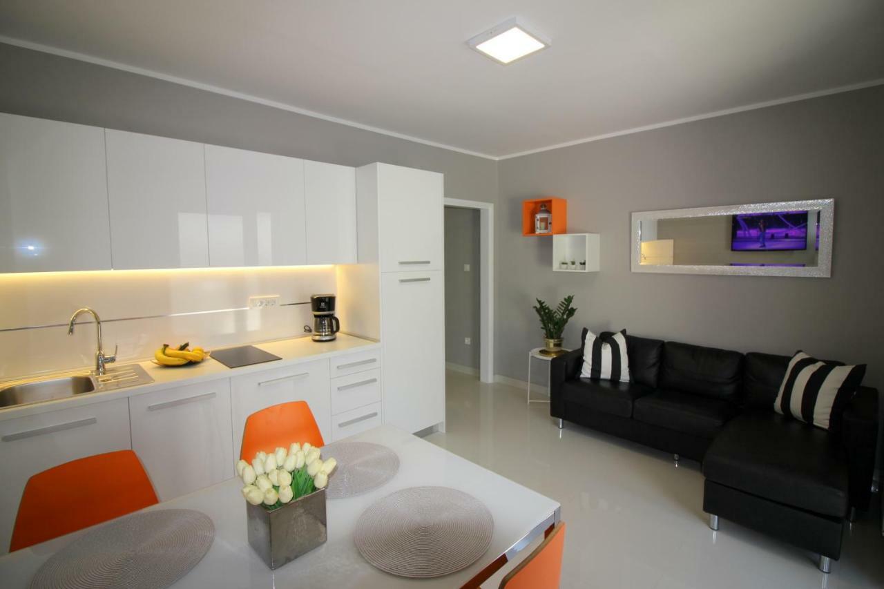 Apartments Sabina Πόρετς Εξωτερικό φωτογραφία