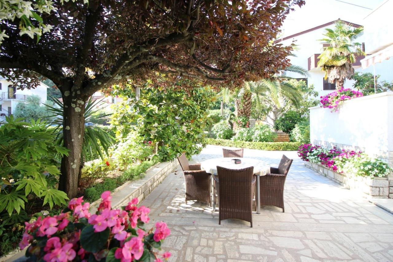 Apartments Sabina Πόρετς Εξωτερικό φωτογραφία