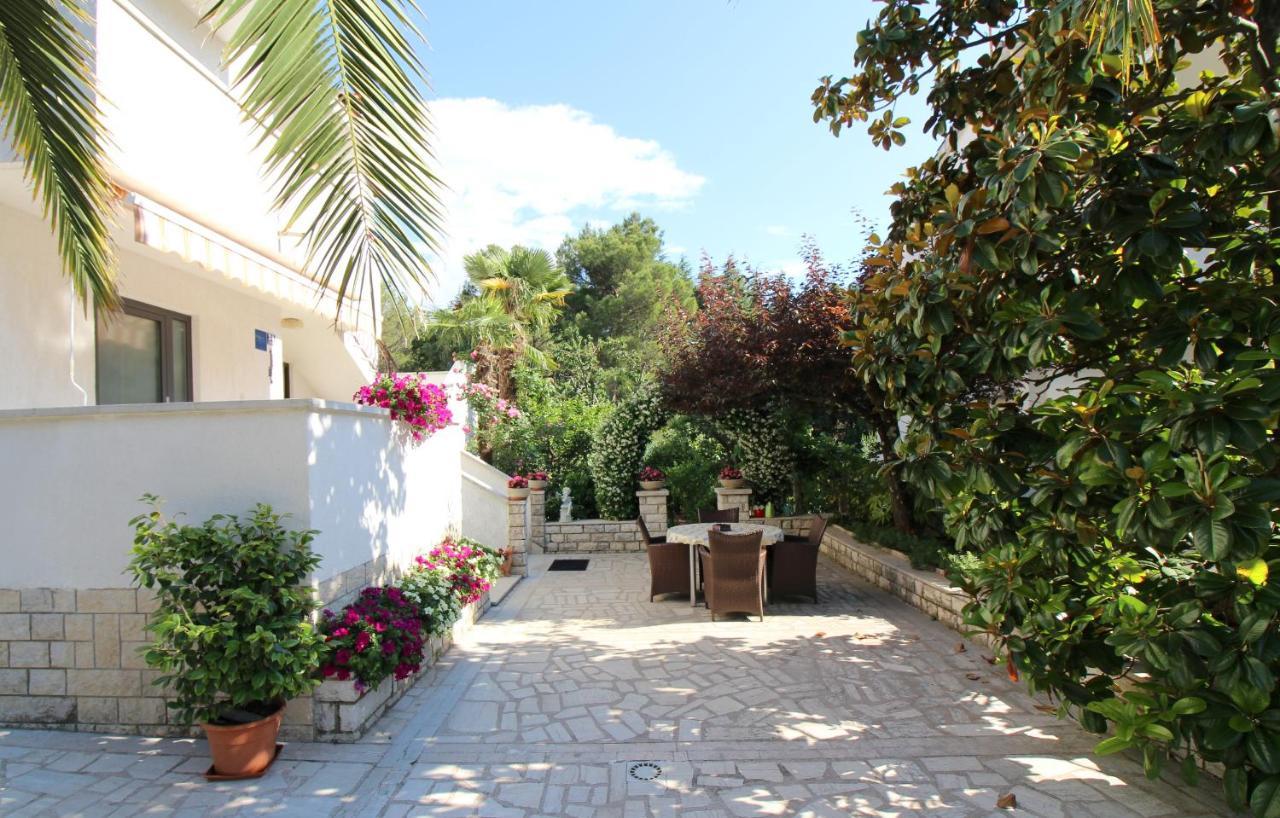 Apartments Sabina Πόρετς Εξωτερικό φωτογραφία